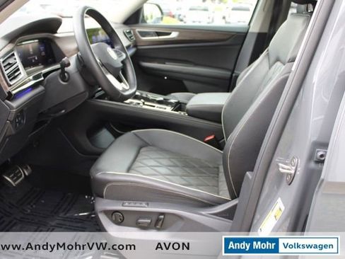 Used 2025 Volkswagen Atlas SEL Premium R-Line AWD/4WD image 20