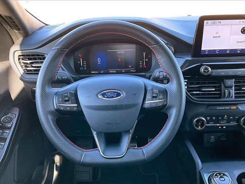 Used 2023 Ford Escape ST-Line image 5