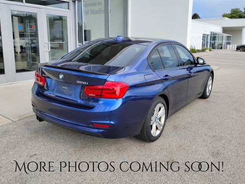 Used 2016 BMW 328i xDrive Sedan AWD/4WD image 3