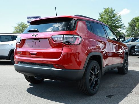 New 2026 Jeep Compass Latitude AWD/4WD image 6