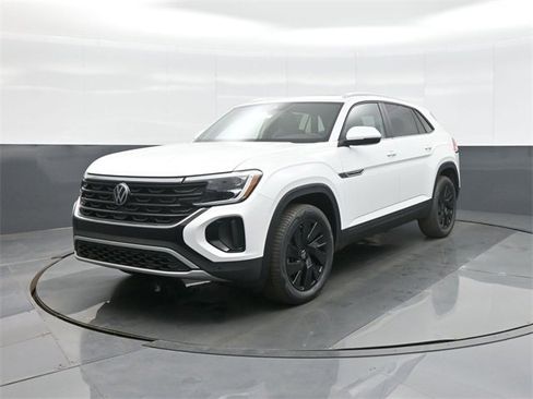 New 2026 Volkswagen Atlas Cross Sport SE image 3