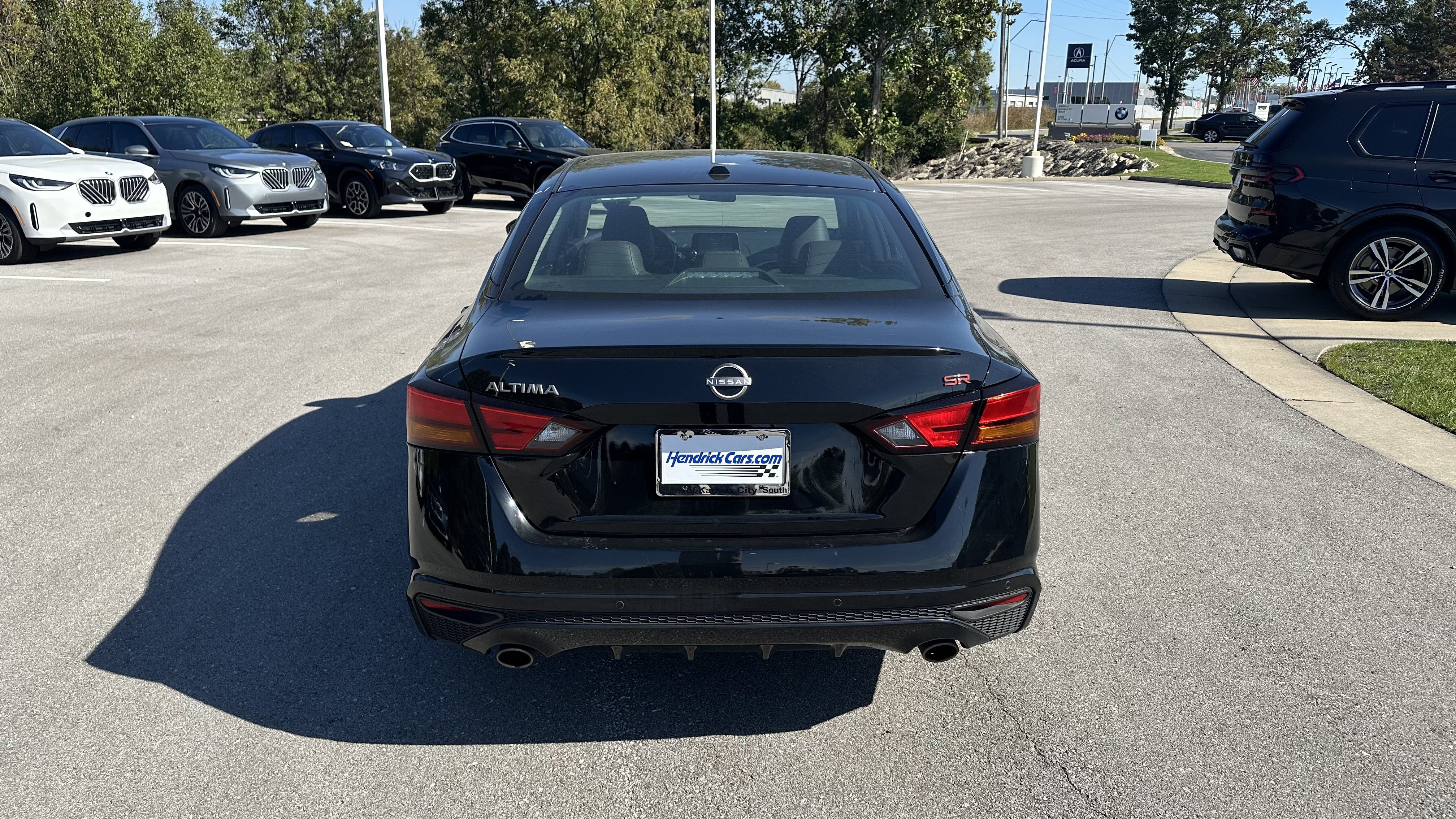 Used 2025 Nissan Altima 2.5 SR FWD image 9