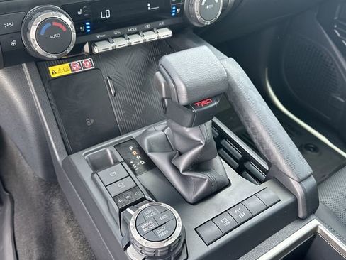 Certified 2025 Toyota 4Runner TRD Off-Road Premium AWD/4WD image 20