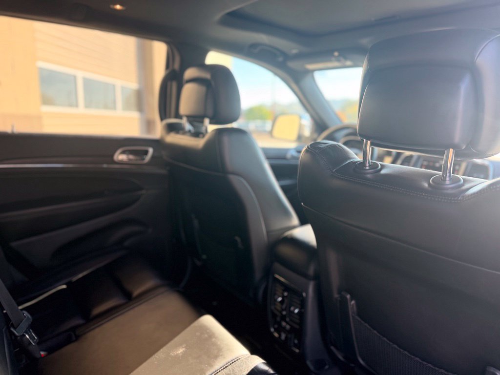 Used 2018 Jeep Grand Cherokee Limited AWD/4WD image 15