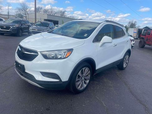 Used 2020 Buick Encore Preferred image 2