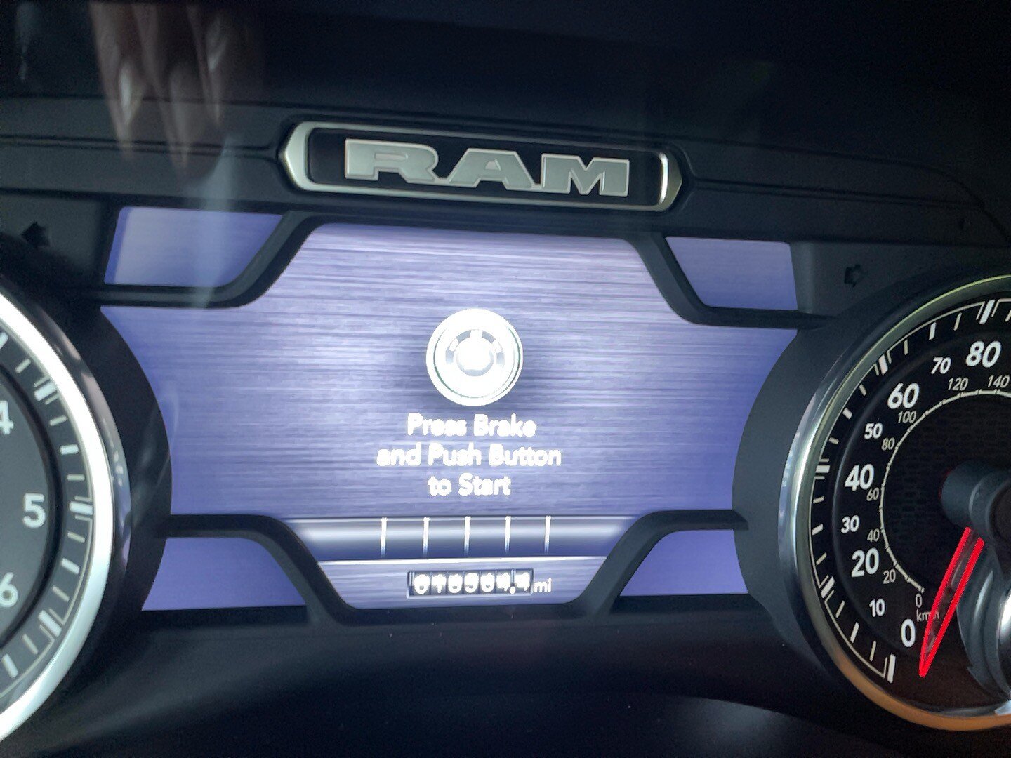 Used 2024 RAM 2500 Big Horn w/ Night Edition AWD/4WD image 9