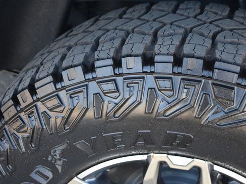 Certified 2026 Chevrolet Colorado ZR2 w/ Technology Package image 35