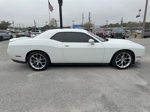 Used 2021 Dodge Challenger GT RWD image 7