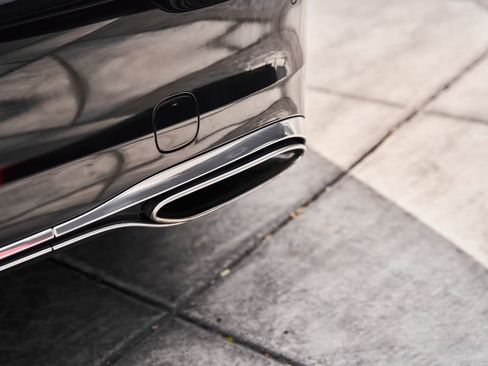 Used 2025 Mercedes-Benz S 580 4MATIC Sedan image 13
