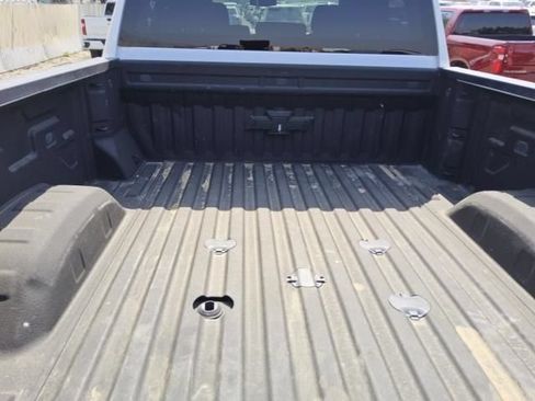 Used 2023 Chevrolet Silverado 2500 LT w/ Gooseneck/5TH Wheel Package AWD/4WD image 8