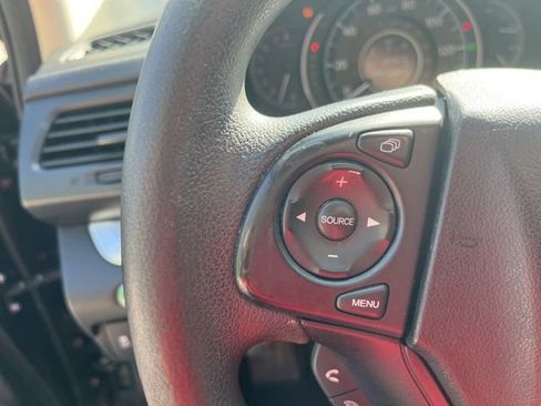 Used 2016 Honda CR-V SE image 13