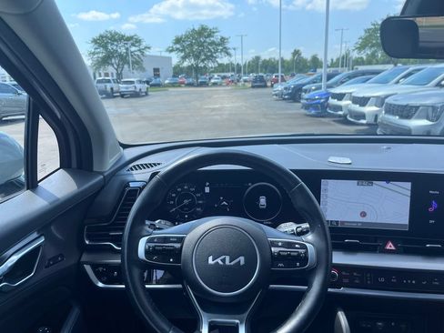 Certified 2025 Kia Sportage SX AWD/4WD image 21