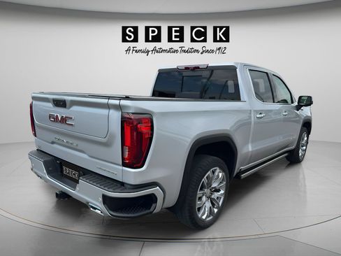 Used 2022 GMC Sierra 1500 Denali w/ Denali Reserve Package AWD/4WD image 5
