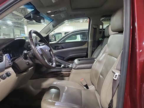 Used 2020 Chevrolet Tahoe LT w/ Luxury Package image 5