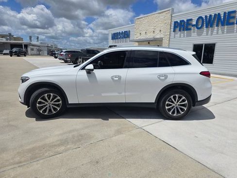 Used 2024 Mercedes-Benz GLC 300 4MATIC image 9