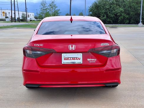 Used 2025 Honda Civic Sport image 6
