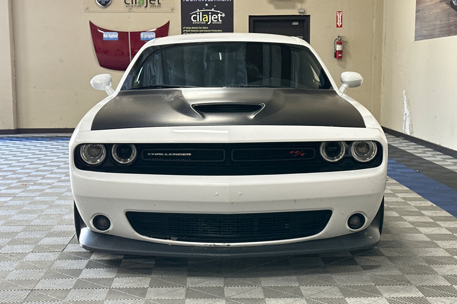 Used 2019 Dodge Challenger R/T RWD image 7