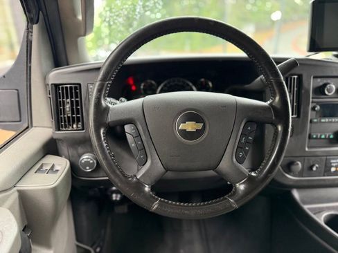 Used 2021 Chevrolet Express 3500 w/ Power Convenience Package RWD image 40