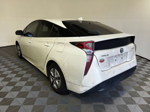 Used 2018 Toyota Prius Three w/ Advanced Technology Package FWD image 7