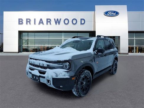 Certified 2025 Ford Bronco Sport Badlands image 1