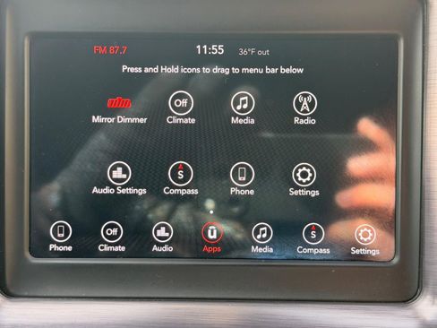 Used 2018 Dodge Challenger SXT image 32