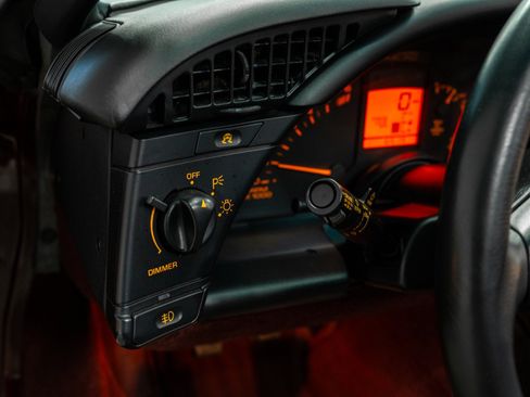 Used 1993 Chevrolet Corvette Convertible RWD image 30