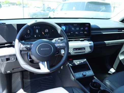 New 2026 Hyundai Kona SEL Premium AWD/4WD image 2
