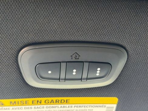 New 2027 Chrysler Pacifica Select FWD image 36