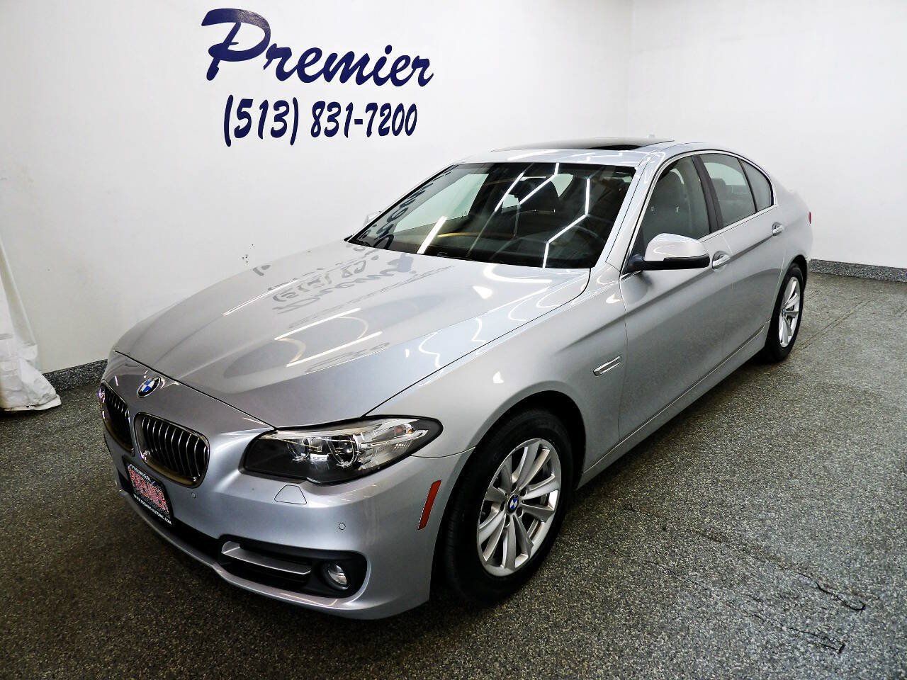 Used 2016 BMW 528i xDrive Sedan AWD/4WD image 1