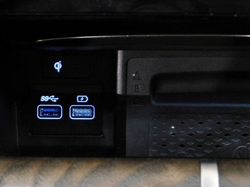 Used 2024 Genesis GV80 3.5T Prestige image 46