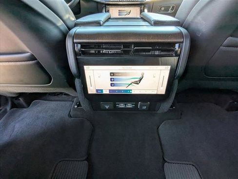Used 2023 Jeep Grand Wagoneer L Series II w/ Flexible Seating Group AWD/4WD image 16