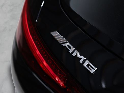Used 2023 Mercedes-Benz SL 63 AMG 4MATIC image 24
