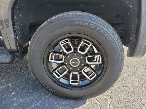 Used 2020 GMC Sierra 1500 AT4 w/ AT4 Premium Package image 28