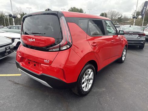 Used 2023 Kia Soul S FWD image 8