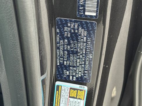 New 2026 Kia Carnival LXS image 29