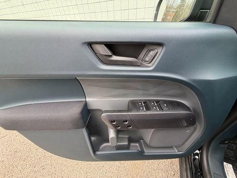 New 2026 Ford Maverick XL image 16