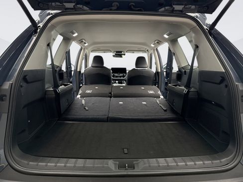 Used 2024 Toyota Grand Highlander AWD image 24