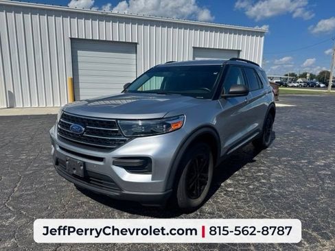 Used 2020 Ford Explorer XLT w/ Comfort Package AWD/4WD image 1