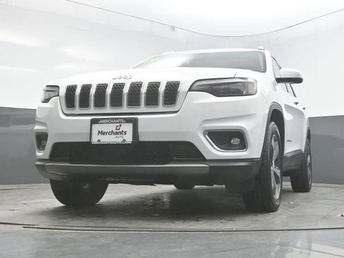 Used 2019 Jeep Cherokee Limited image 34