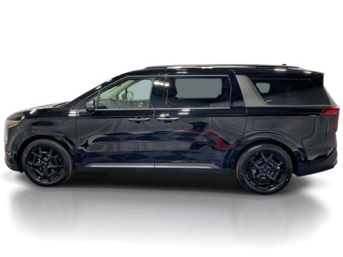 New 2026 Kia Carnival SX w/ SX Dark Edition Package FWD image 4