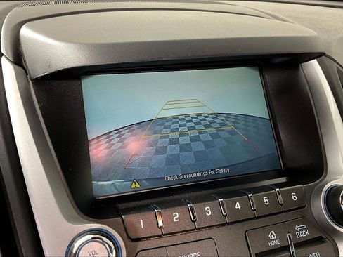 Used 2017 Chevrolet Equinox LT w/ Convenience Package FWD image 14