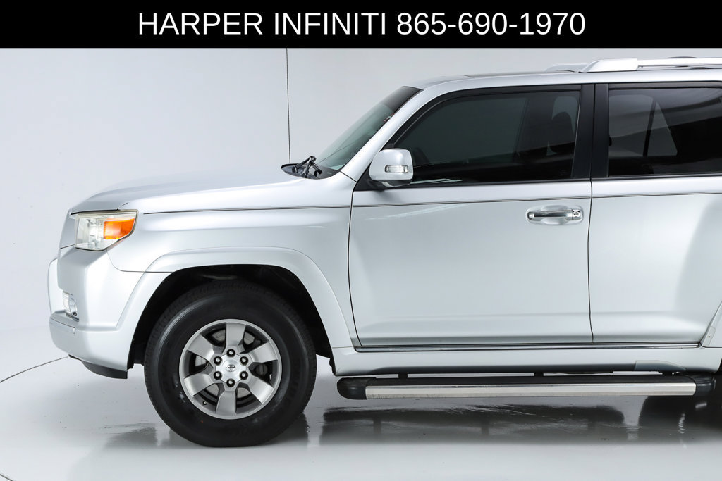 Used 2011 Toyota 4Runner SR5 w/ Convenience Pkg AWD/4WD image 3