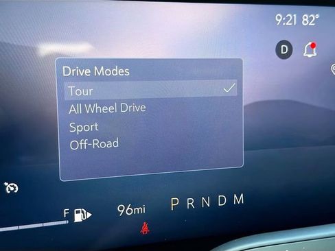 Used 2025 Buick Envision Sport Touring AWD/4WD image 29