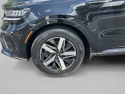 Used 2023 Kia Sorento S FWD image 30