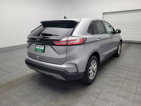 Used 2024 Ford Edge SEL image 9