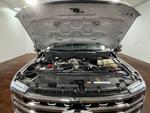 Used 2023 Ford F250 Lariat w/ Lariat Ultimate Package image 19