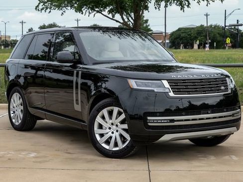 Used 2024 Land Rover Range Rover SE AWD/4WD image 6