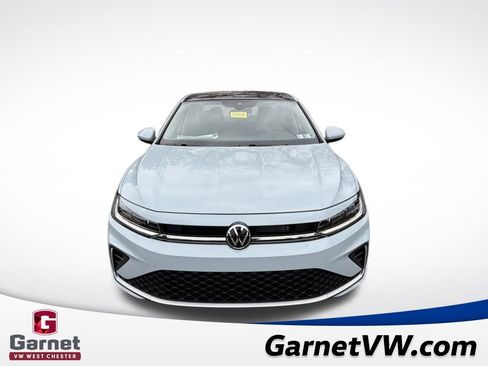 New 2026 Volkswagen Jetta SE image 8