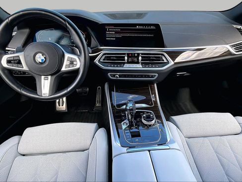 Used 2023 BMW X5 xDrive40i w/ Executive Package AWD/4WD image 14