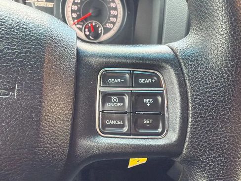 Used 2016 RAM 1500 Classic SLT AWD/4WD image 11